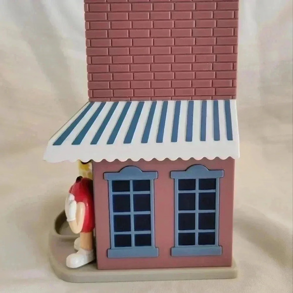 M&M Walgreens Candy Dispenser - Picture 4 of 9